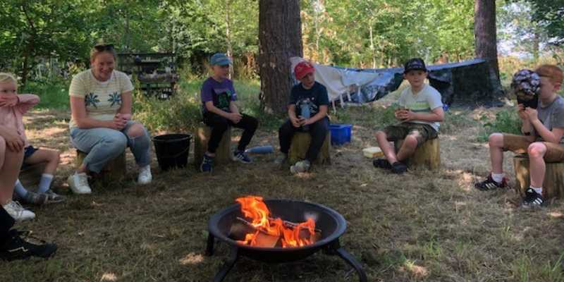 BETCHWORTH FOREST SCHOOL 2024*We've now held our last Betchworth Forest School session for this year. Many local young children enjoyed the ‘magical secret wood’ hidden away in our village, and watched first-hand the changes over the seasons